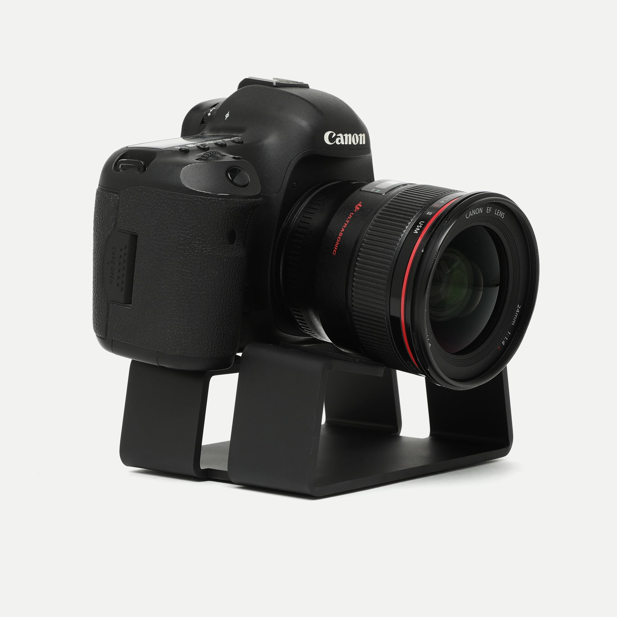 BASE Object 05 Camera Stand