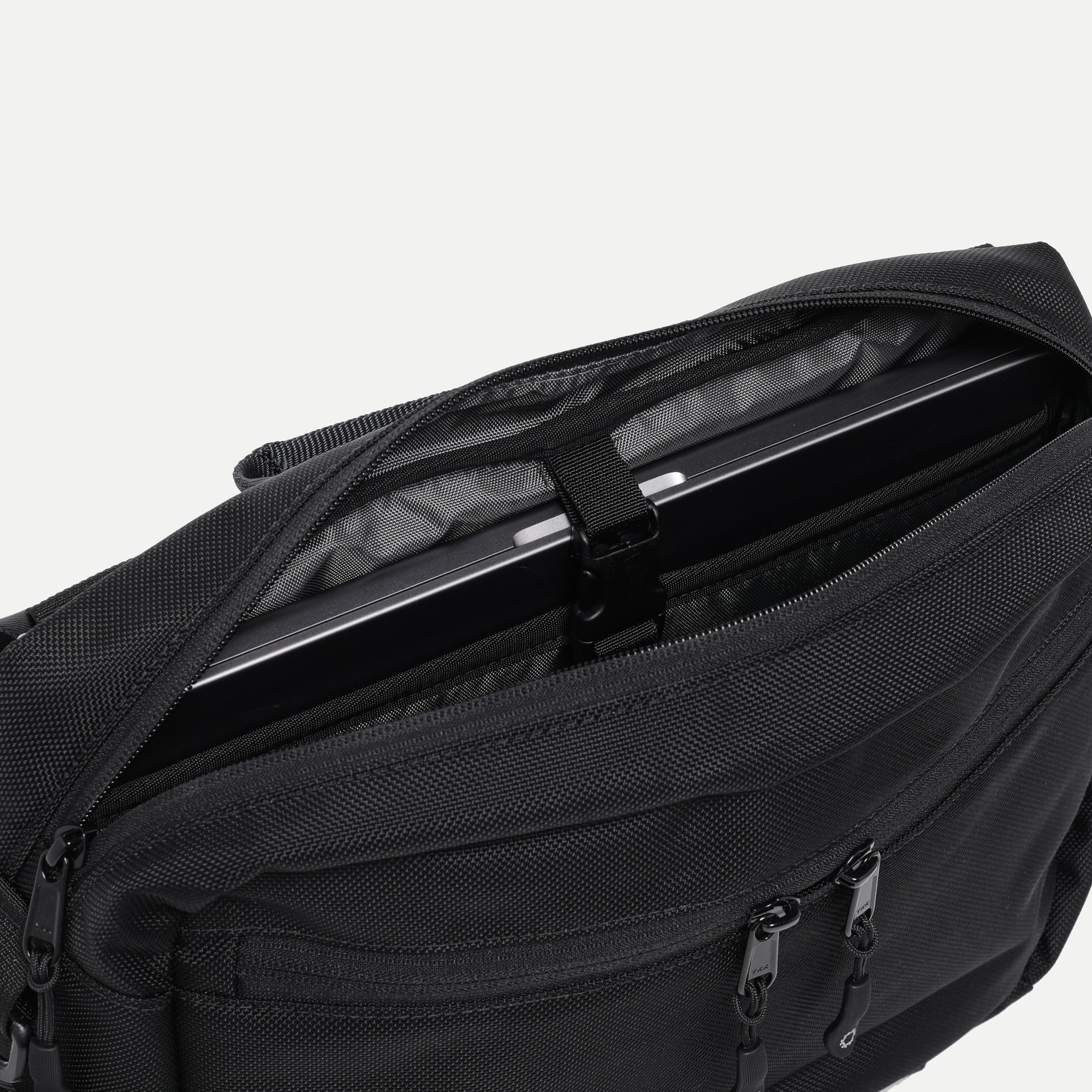 Slingpack - Small - Ballistic Nylon – DSPTCH