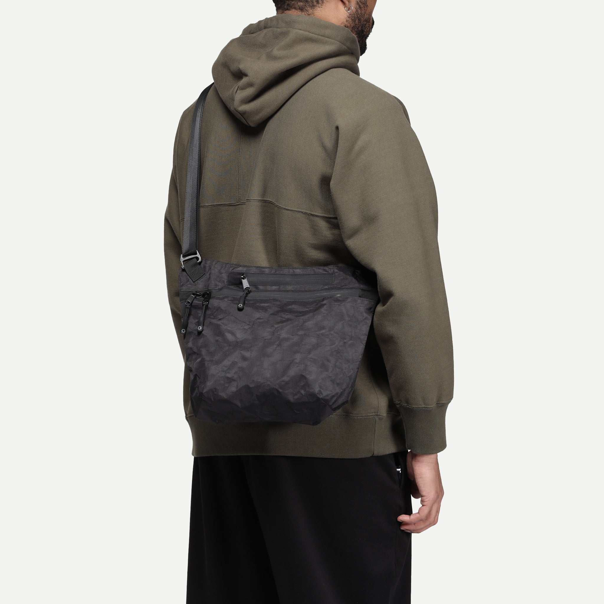 バッグ dsptch UNIT SLING BAG - DYNEEMA - BLACK Unit Sling Pouch - Dyneema - Black – DSPTCH